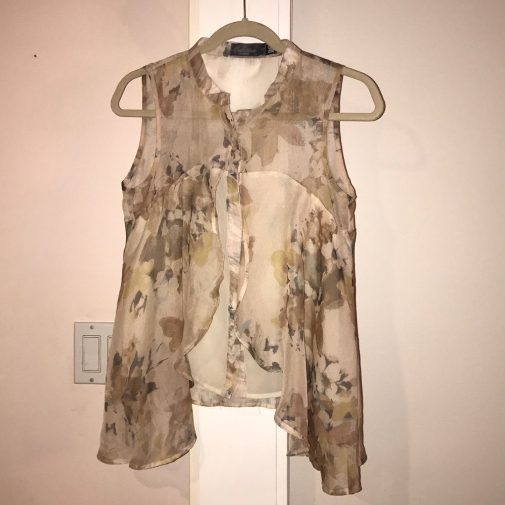 Floral sheer sleeveless blouse